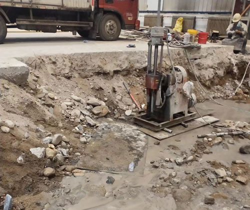 枫木镇公路下沉压浆